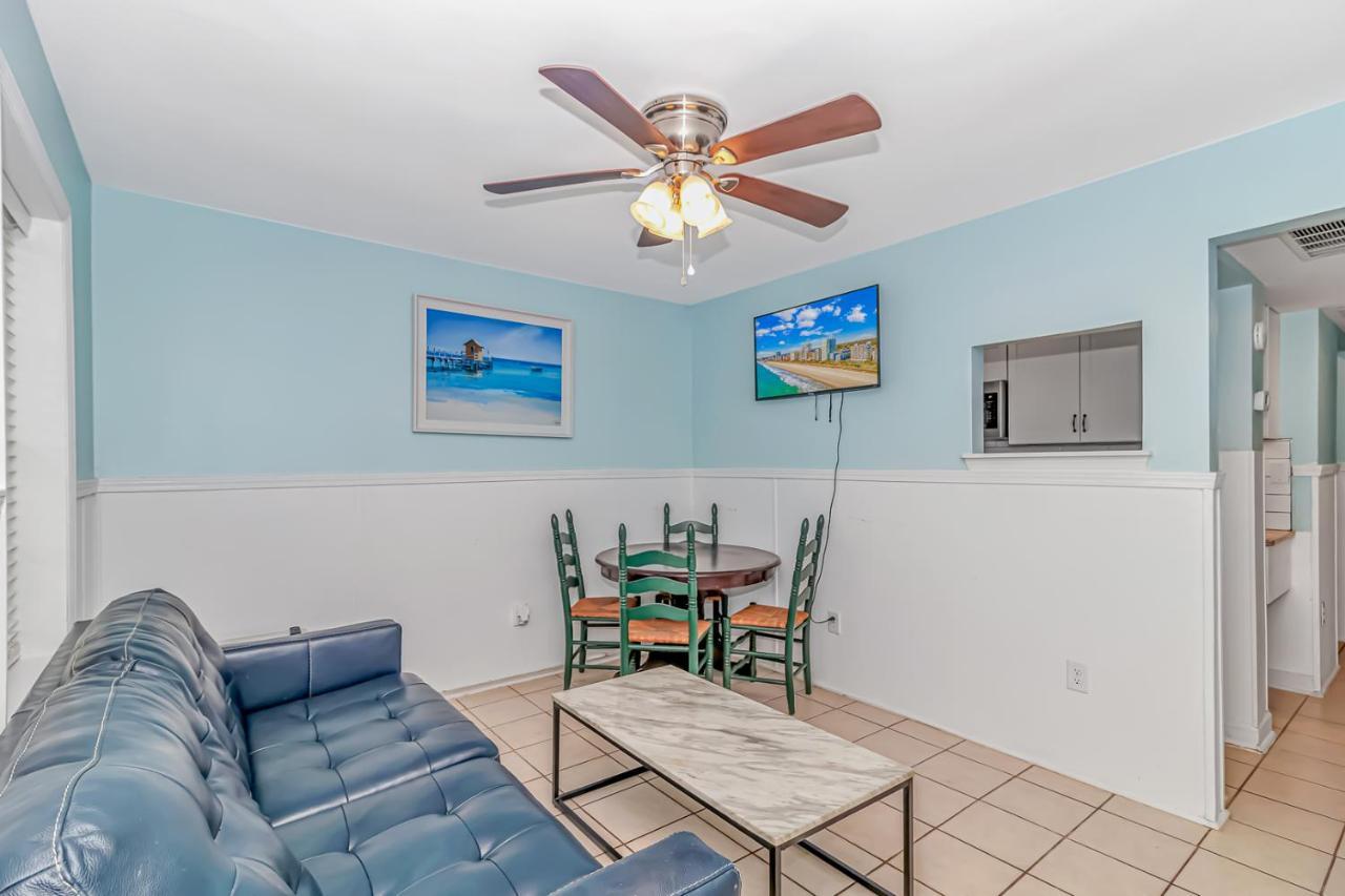 125 Atlantic Avenue Unit E - Pet Friendly! Walk To The Beach And Pier!1Br -1Ba - Sleeps 2-4 Guests! Миртл-Бич Экстерьер фото